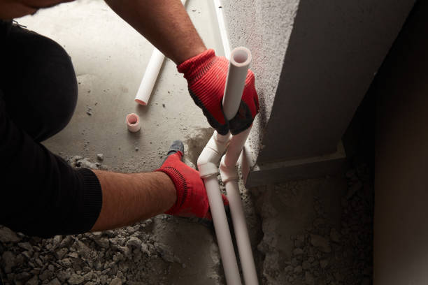 Best Emergency Plumber  in Utica, IN